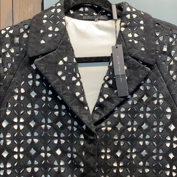 Elie Tahari 56% wool coat NWT - Picture 2 of 9